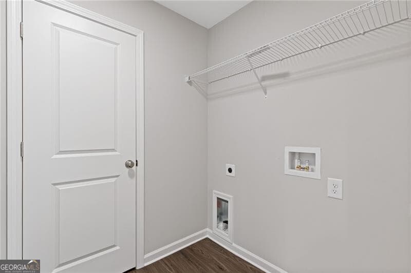 1955 William Glen St — photo 53