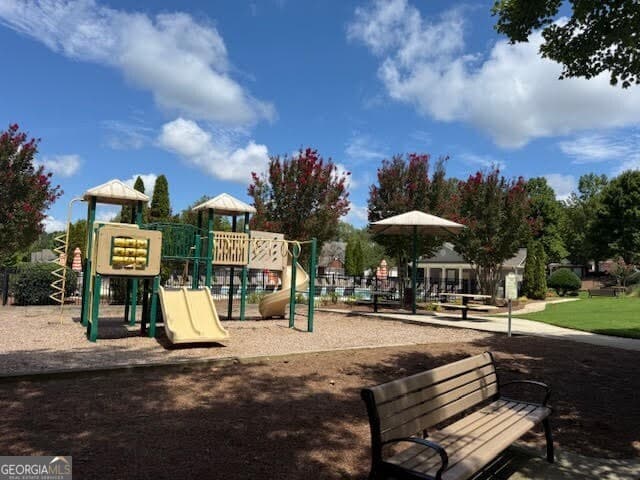 2005 Hailston Dr — photo 14