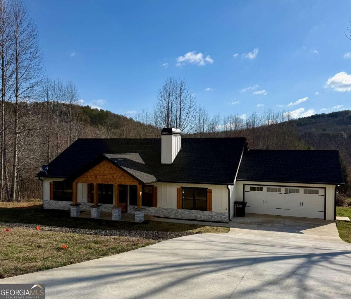 270 Meadow Crest Dr — photo 2