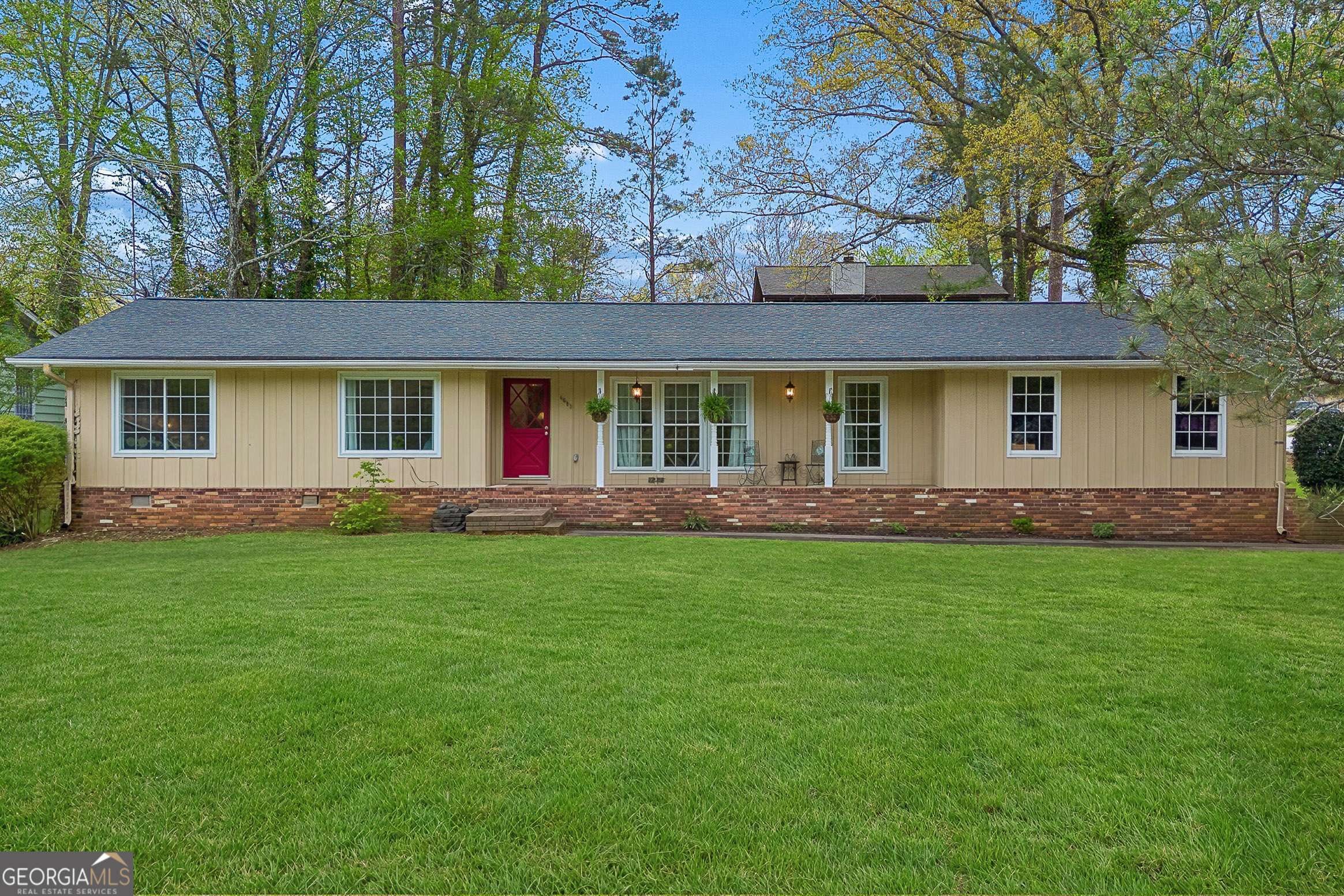 4601 Wendover Dr — photo 2