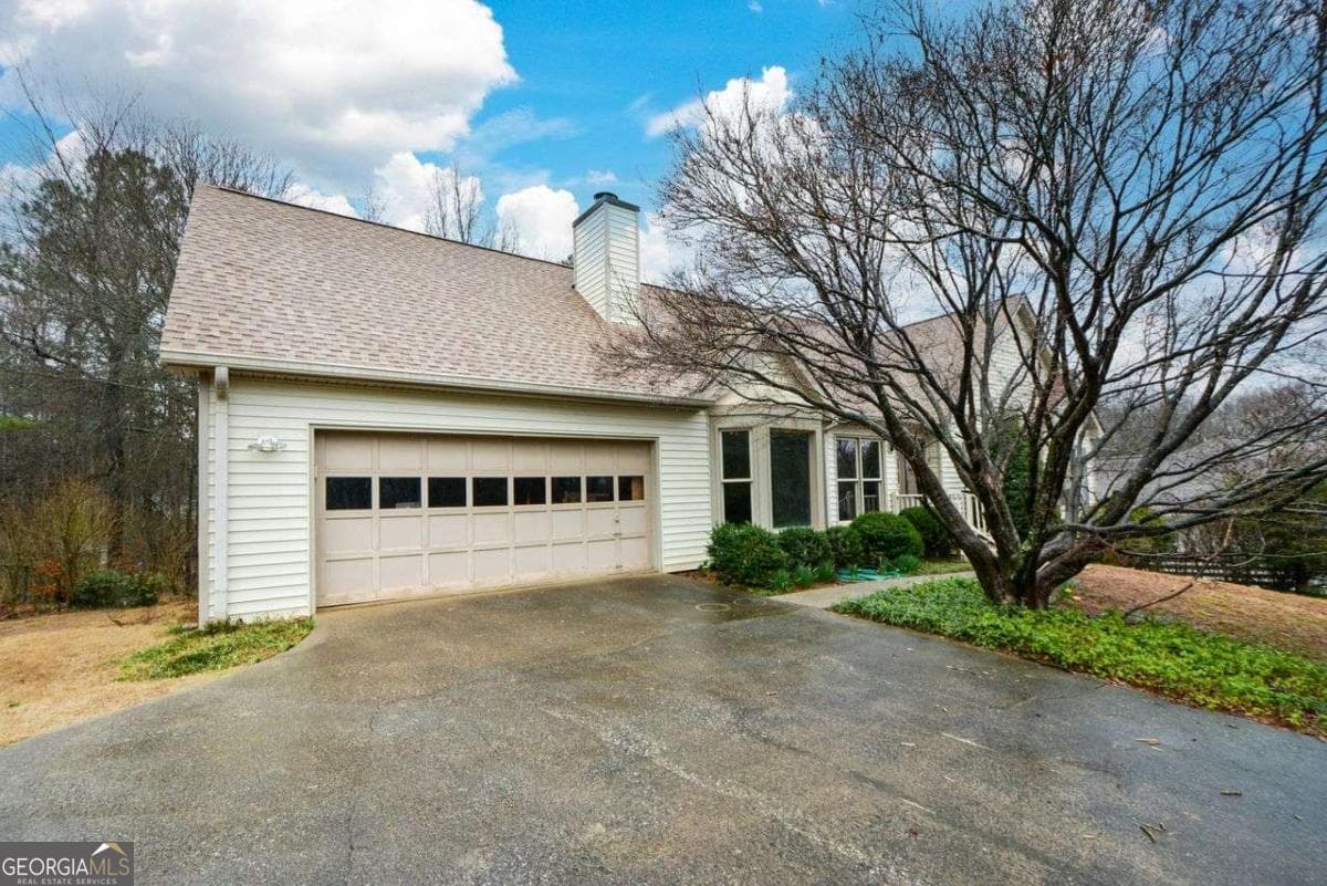 2630 Cambridge Hills Rd — photo 2