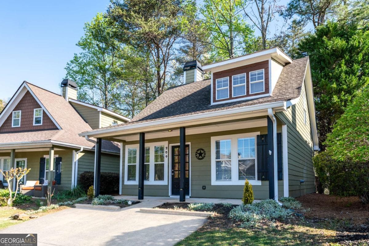 204 Lakeside Dr — photo 2