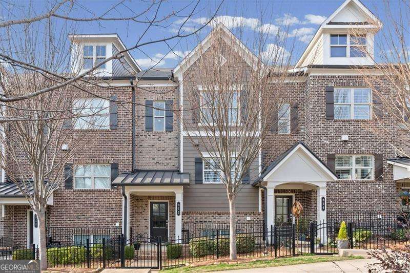 312 Lantana Ln — photo 2