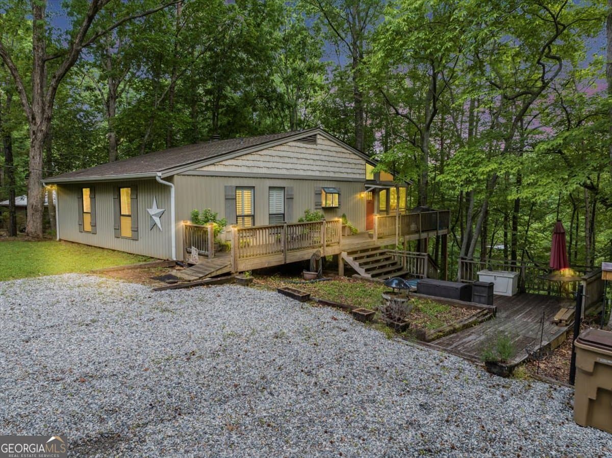 6342 Chesla Dr — photo 2