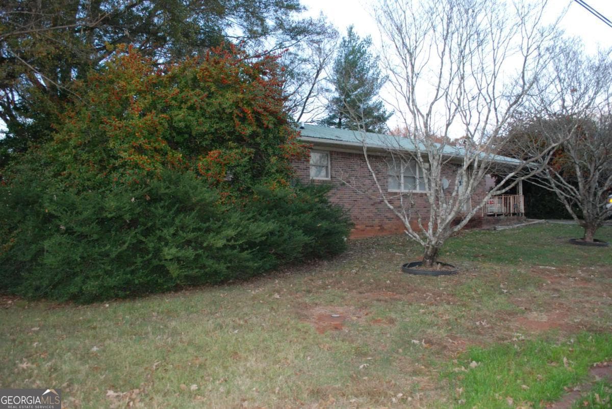 115 Wood St — photo 1