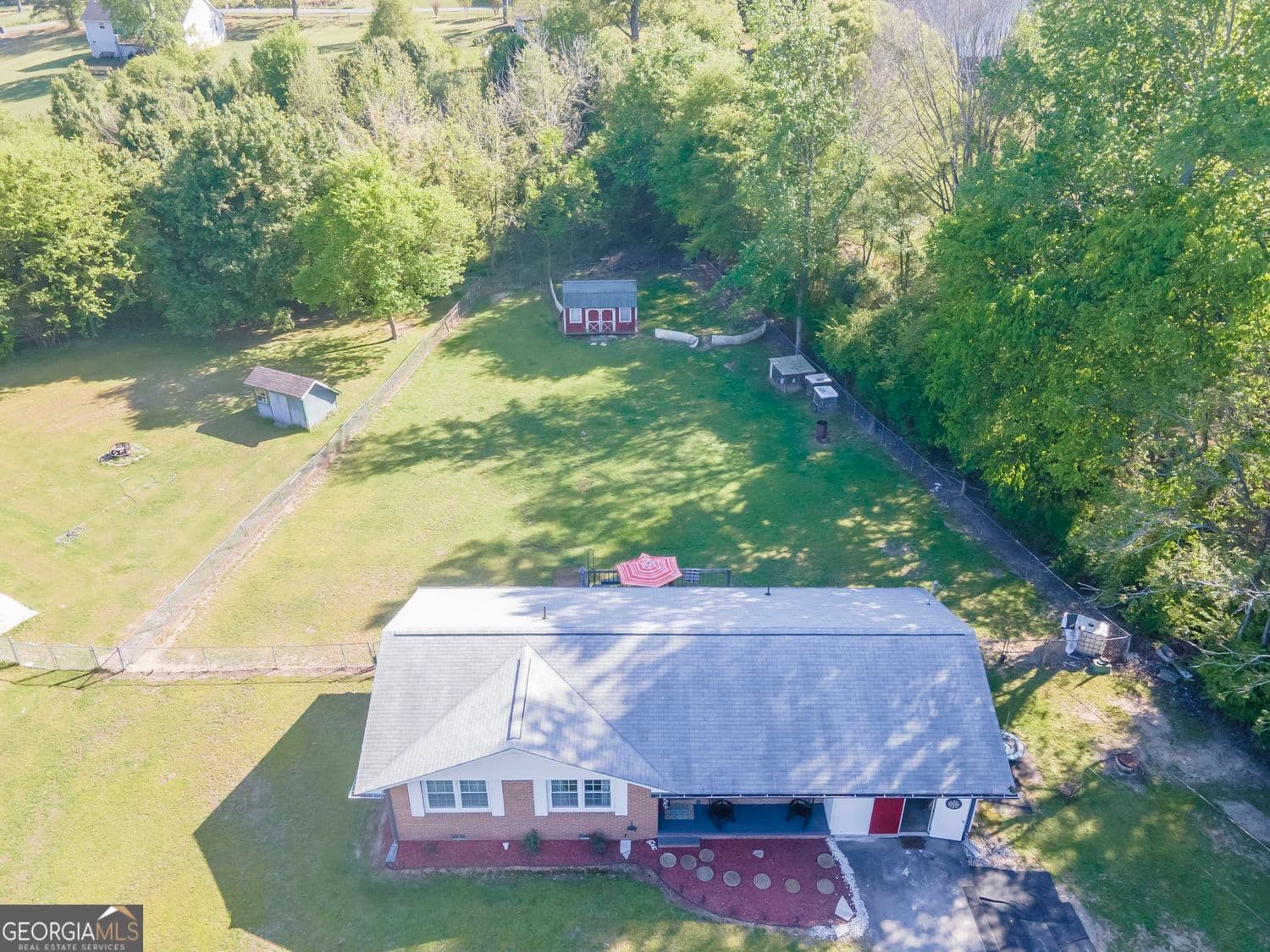 125 Clairmont Dr — photo 2