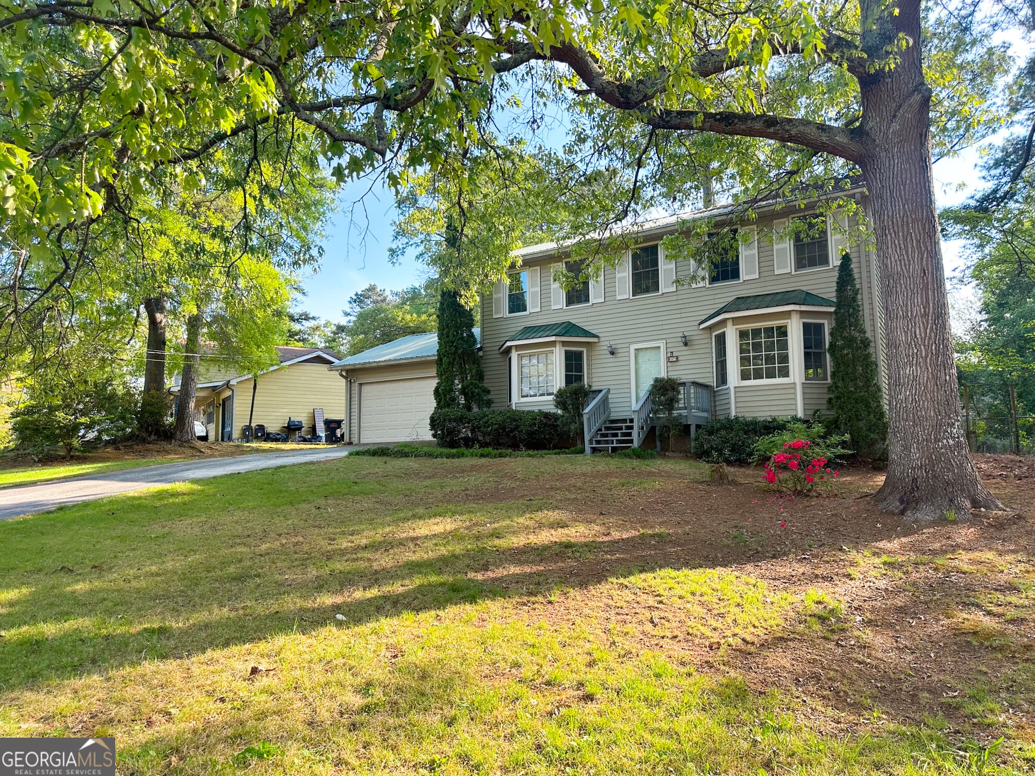 6929 Babbling Brook Dr — photo 2