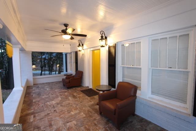 997 Blvd Se — photo 2