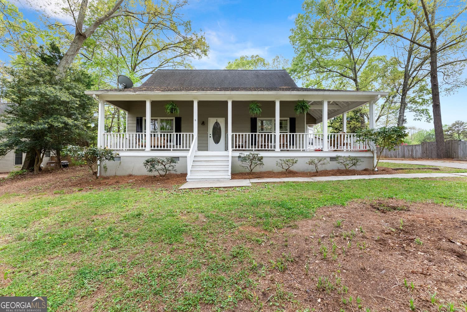 3836 Cherokee Ford — photo 1