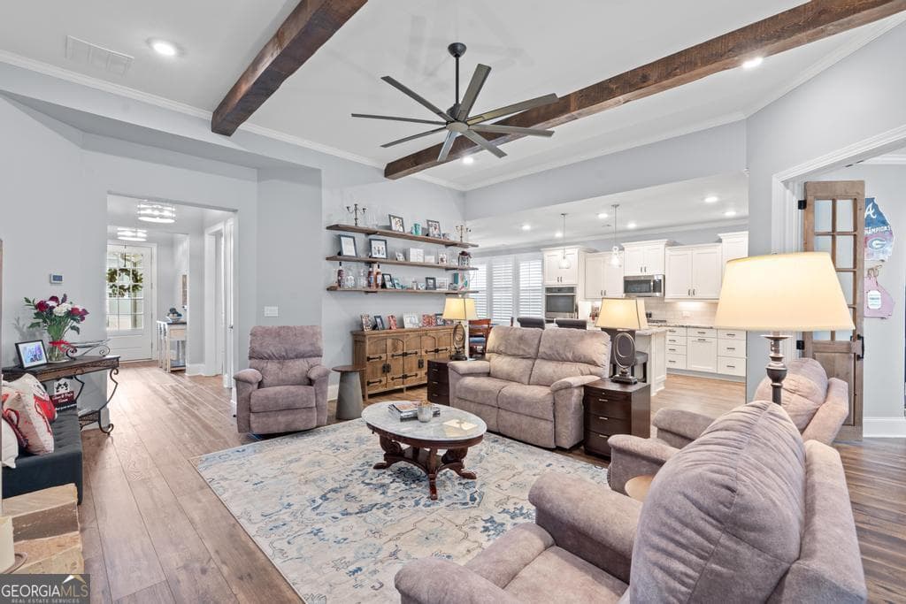 111 Red Maple Dr — photo 2