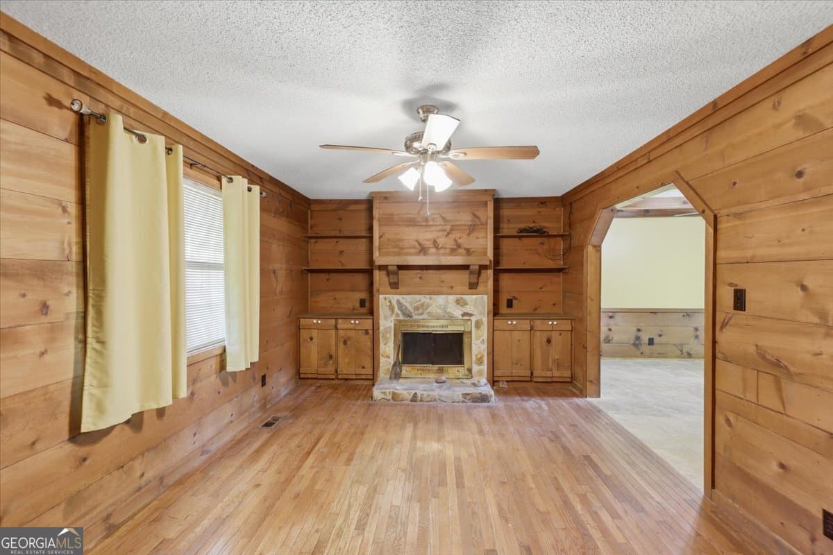 270 Big Bear Ct — photo 2