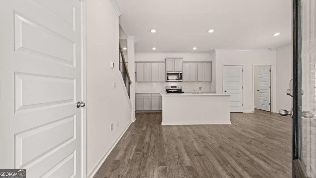 522 Silver Moon Dr — photo 2