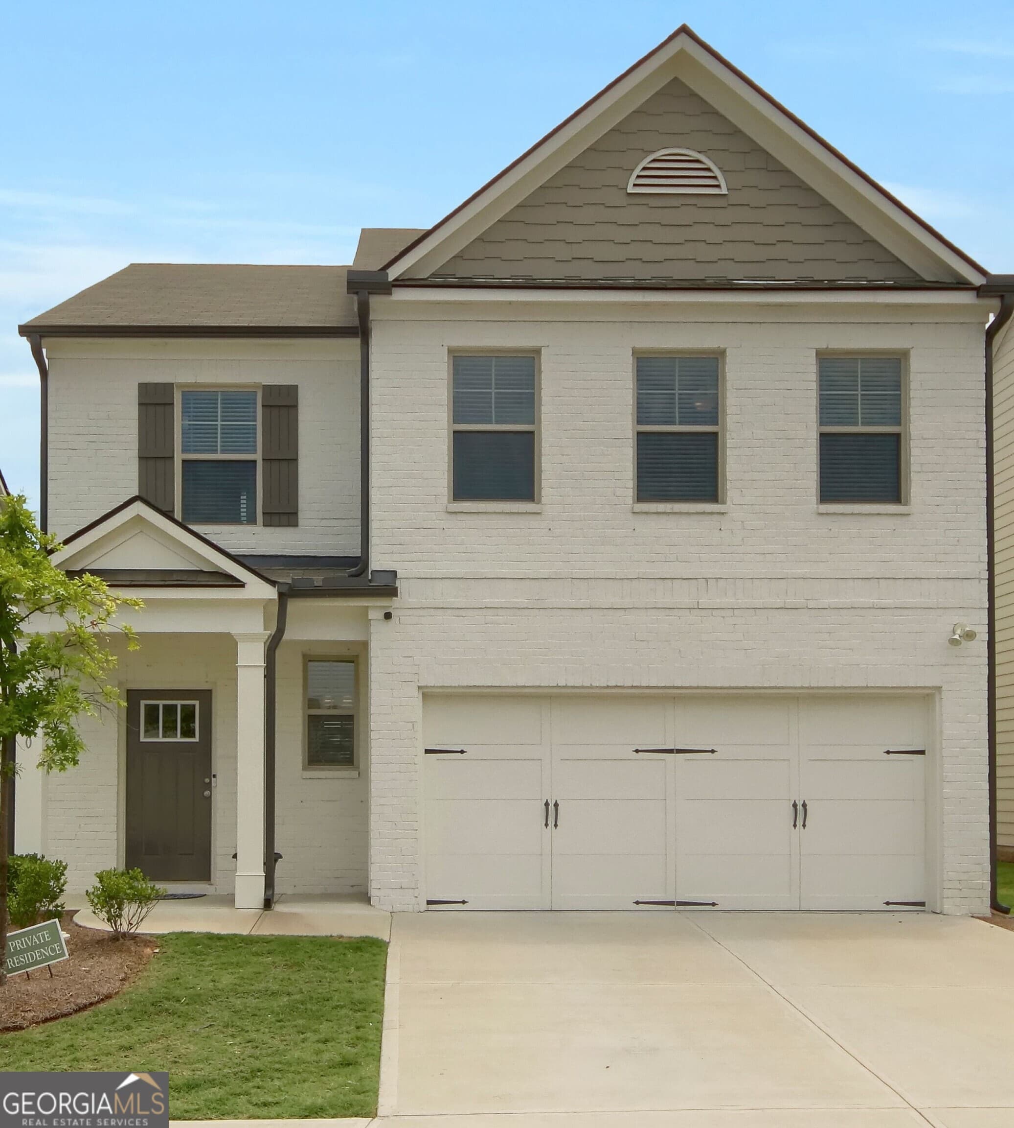 2820 Aralynn Way — photo 1