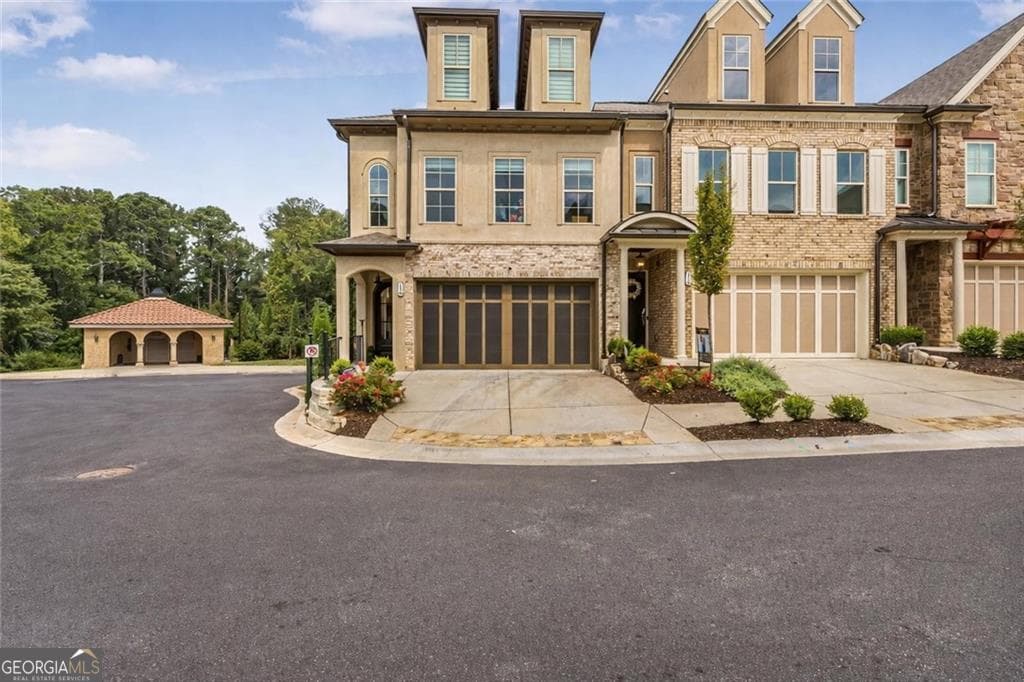 120 Via Roma — photo 1