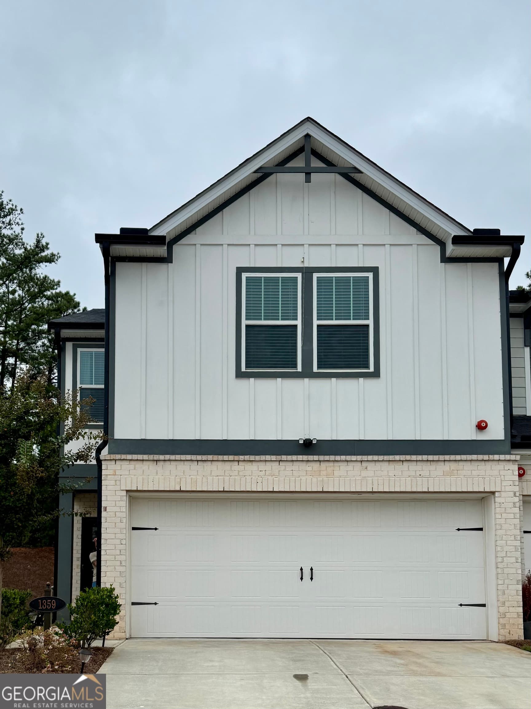 1359 Vayda Ct — photo 2