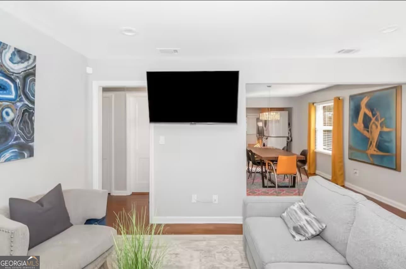 326 Camfield Sw Ct — photo 2