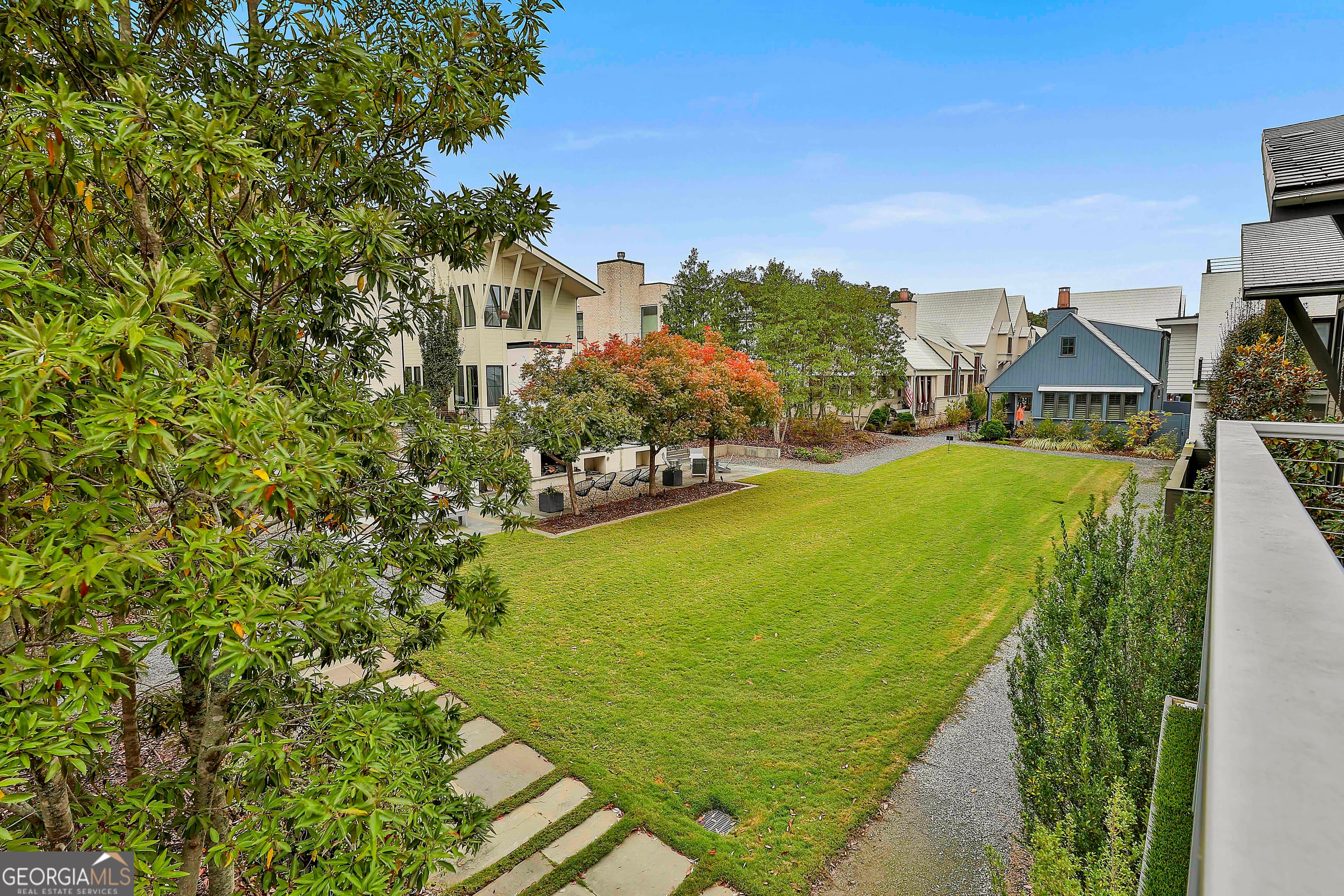 127 Ravenhurst Ln — photo 2