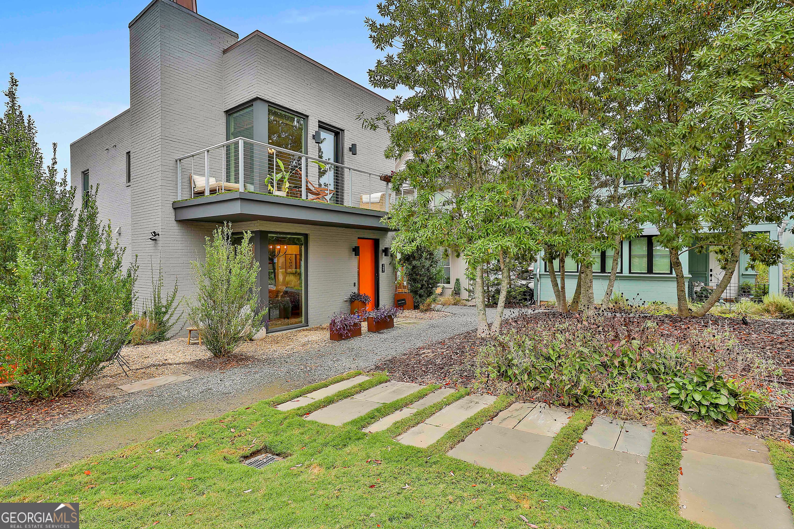 127 Ravenhurst Ln — photo 1