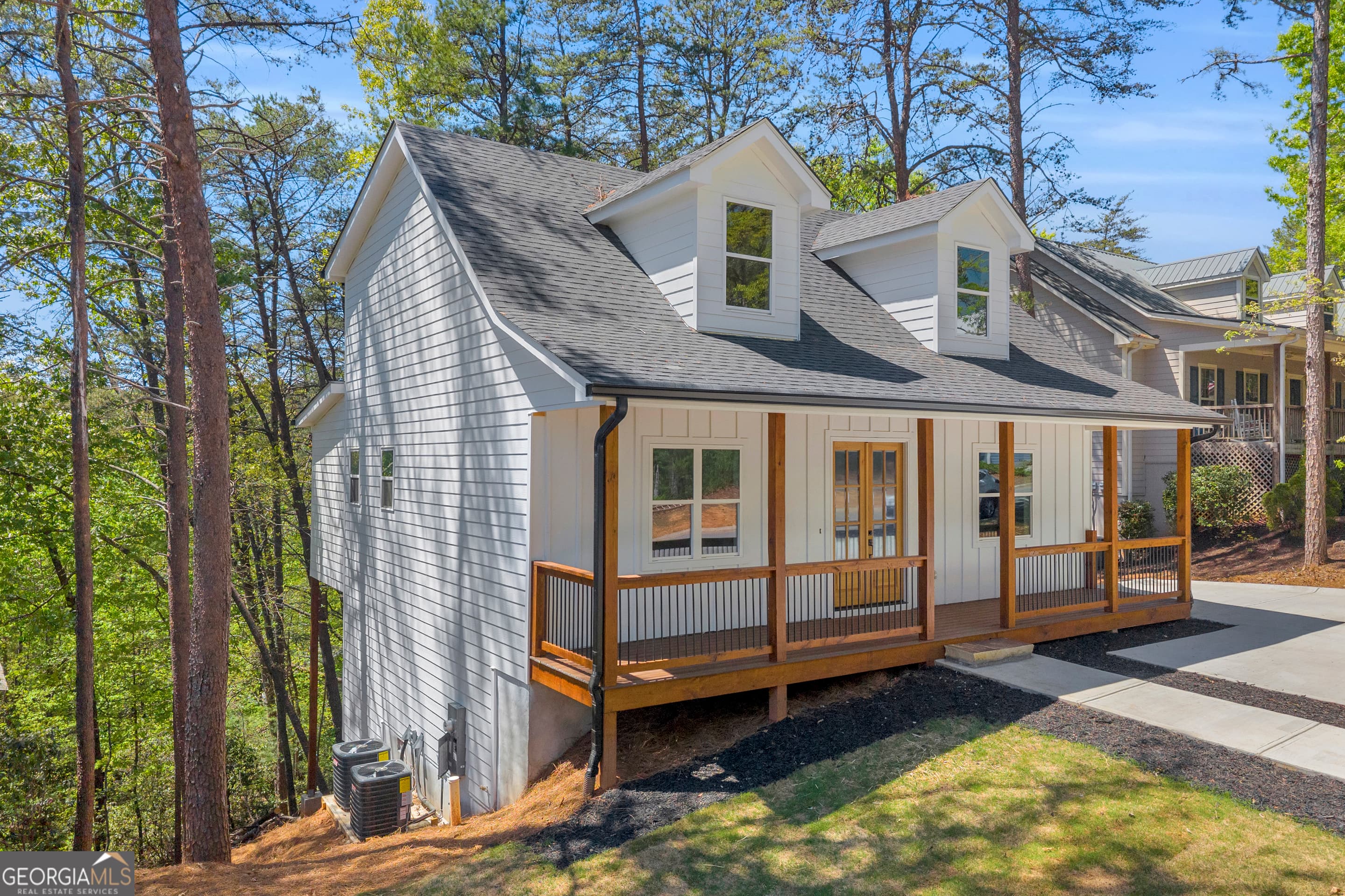 333 Rosen Strasse — photo 2