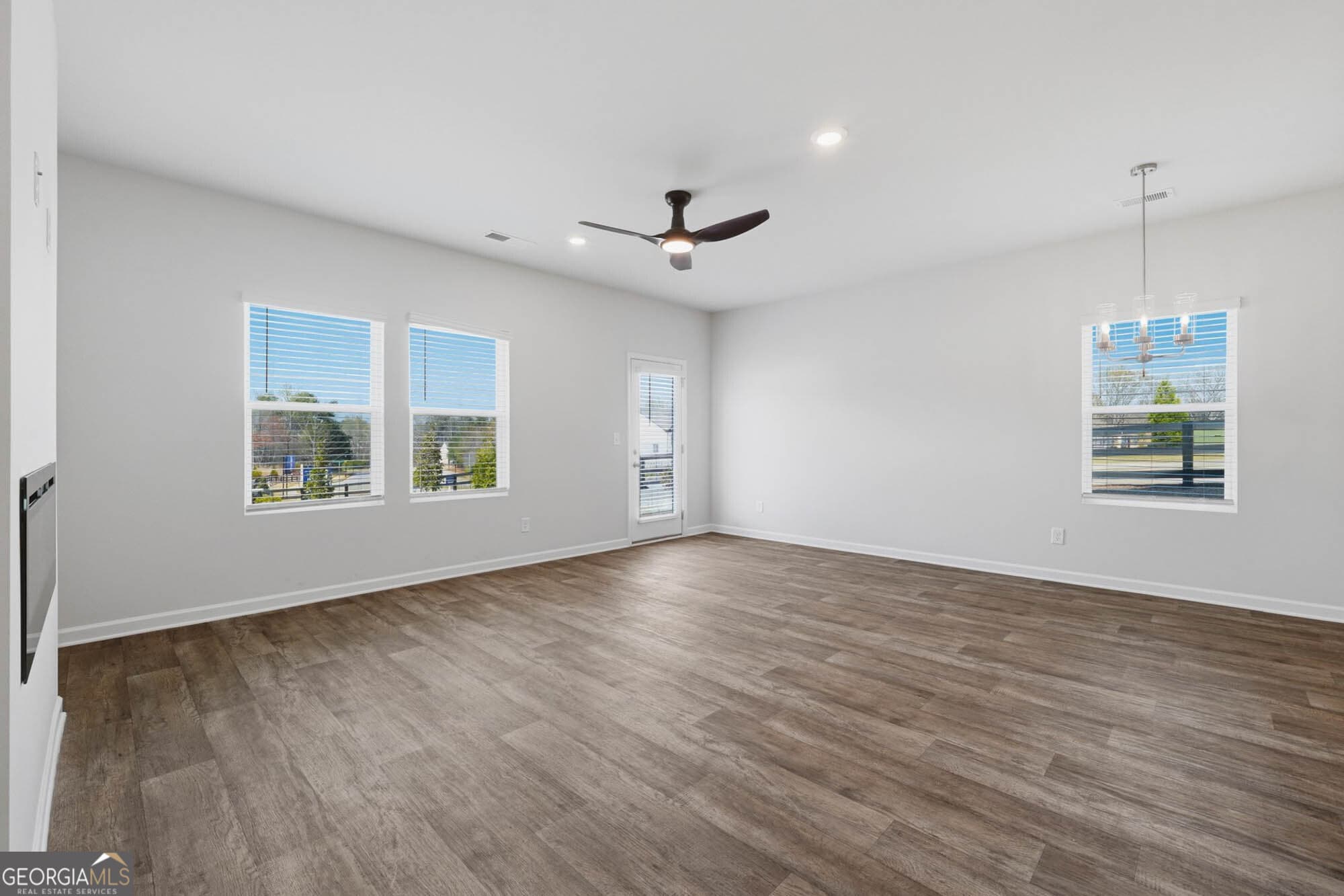 5284 Magnolia Grove Way — photo 2