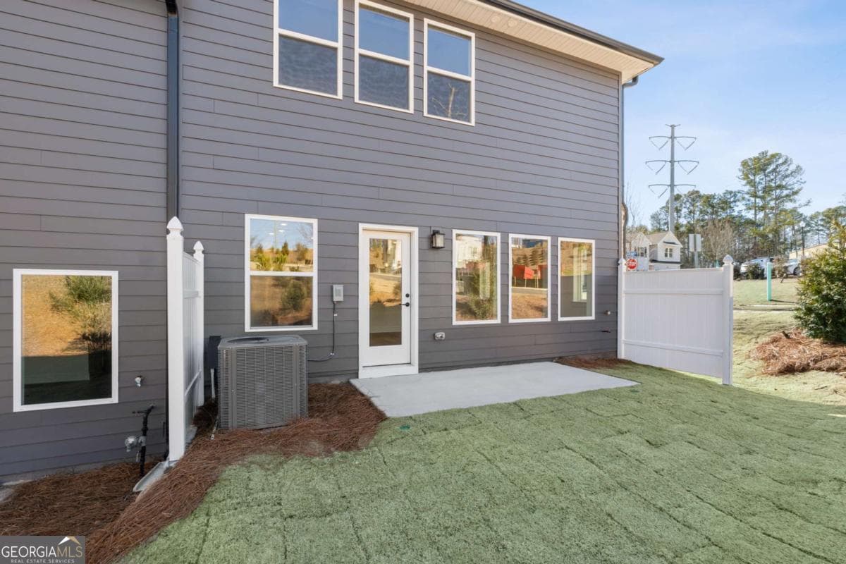 175 Redbud Rd — photo 2