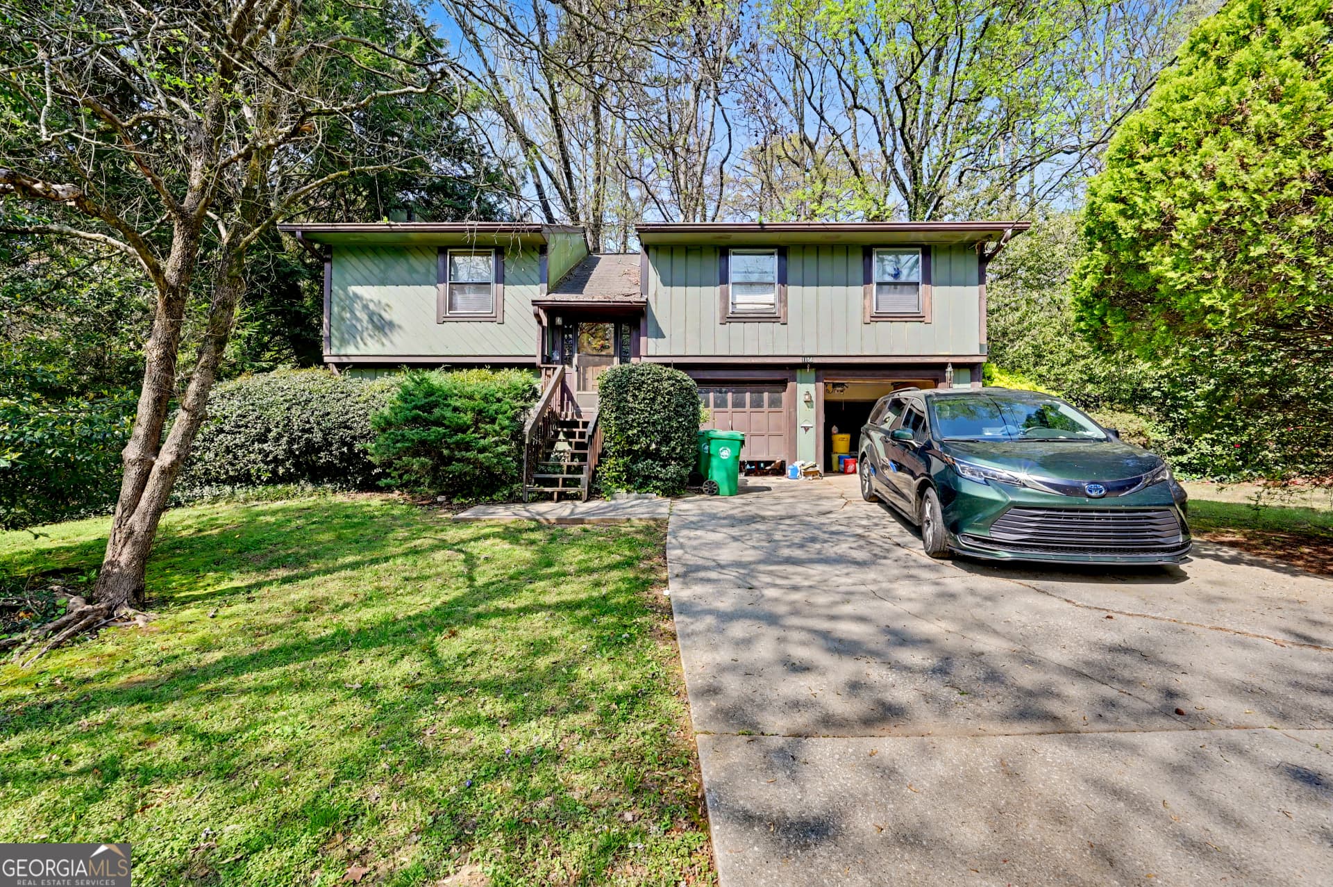 1156 Alpine Hills Dr — photo 1