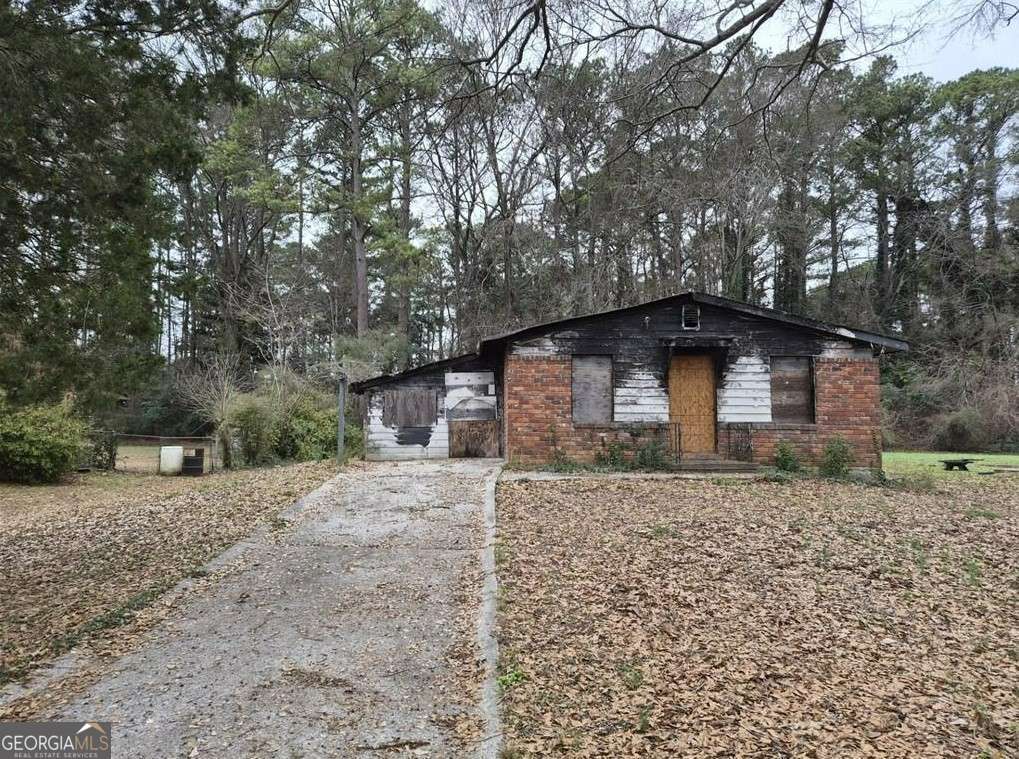 6203 Castlewood Dr — photo 2