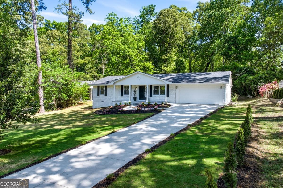 46 Hunting Creek Dr — photo 2