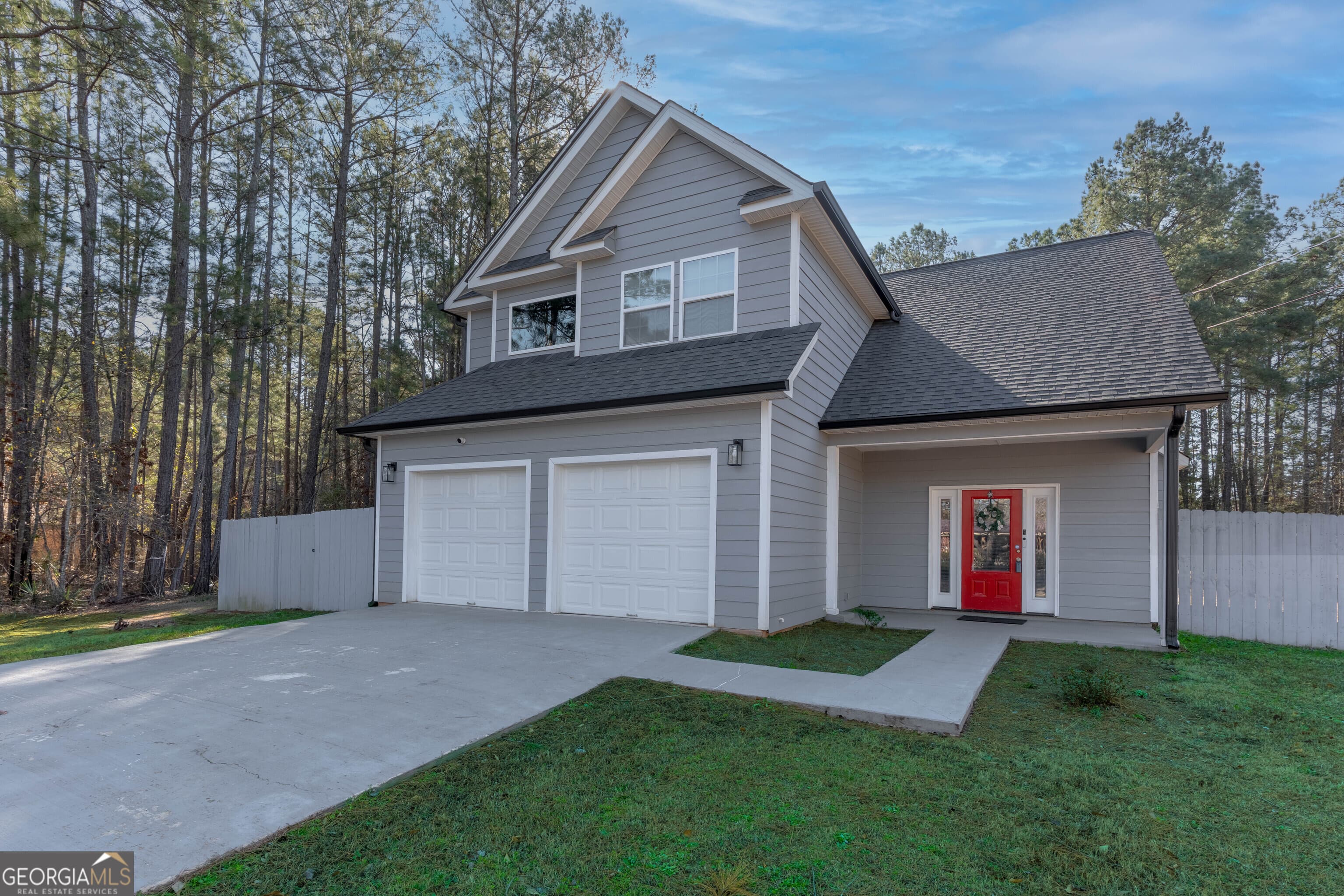 157 Watkins Dr — photo 2