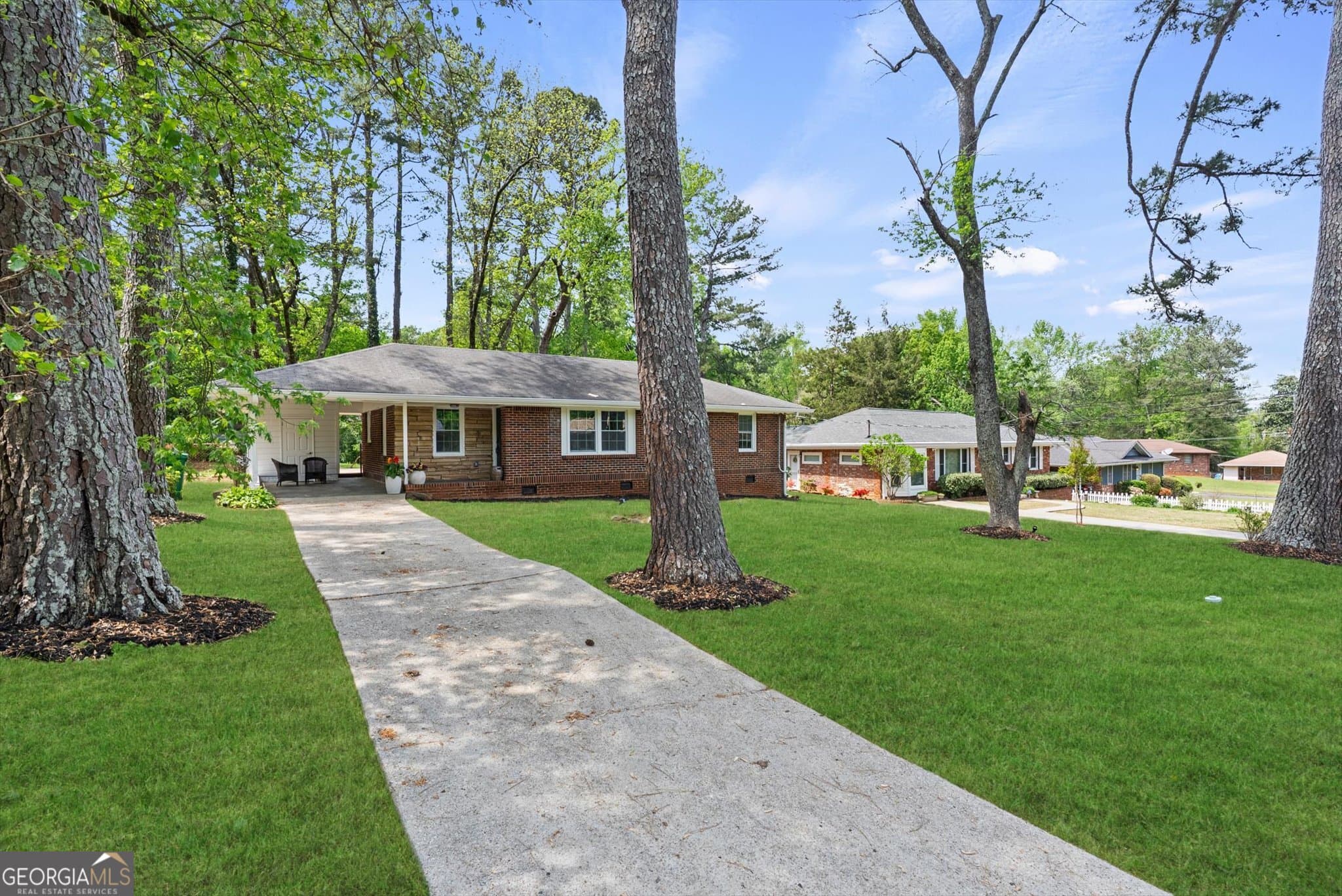 1979 Creekside Ct — photo 2