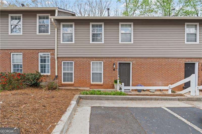 7750 Roswell Rd 9E — photo 2