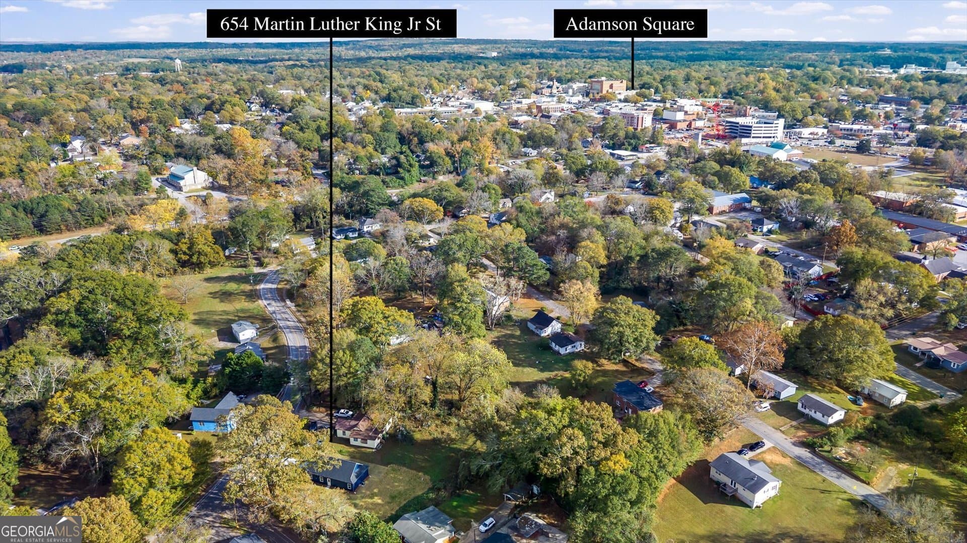 654 King St — photo 2