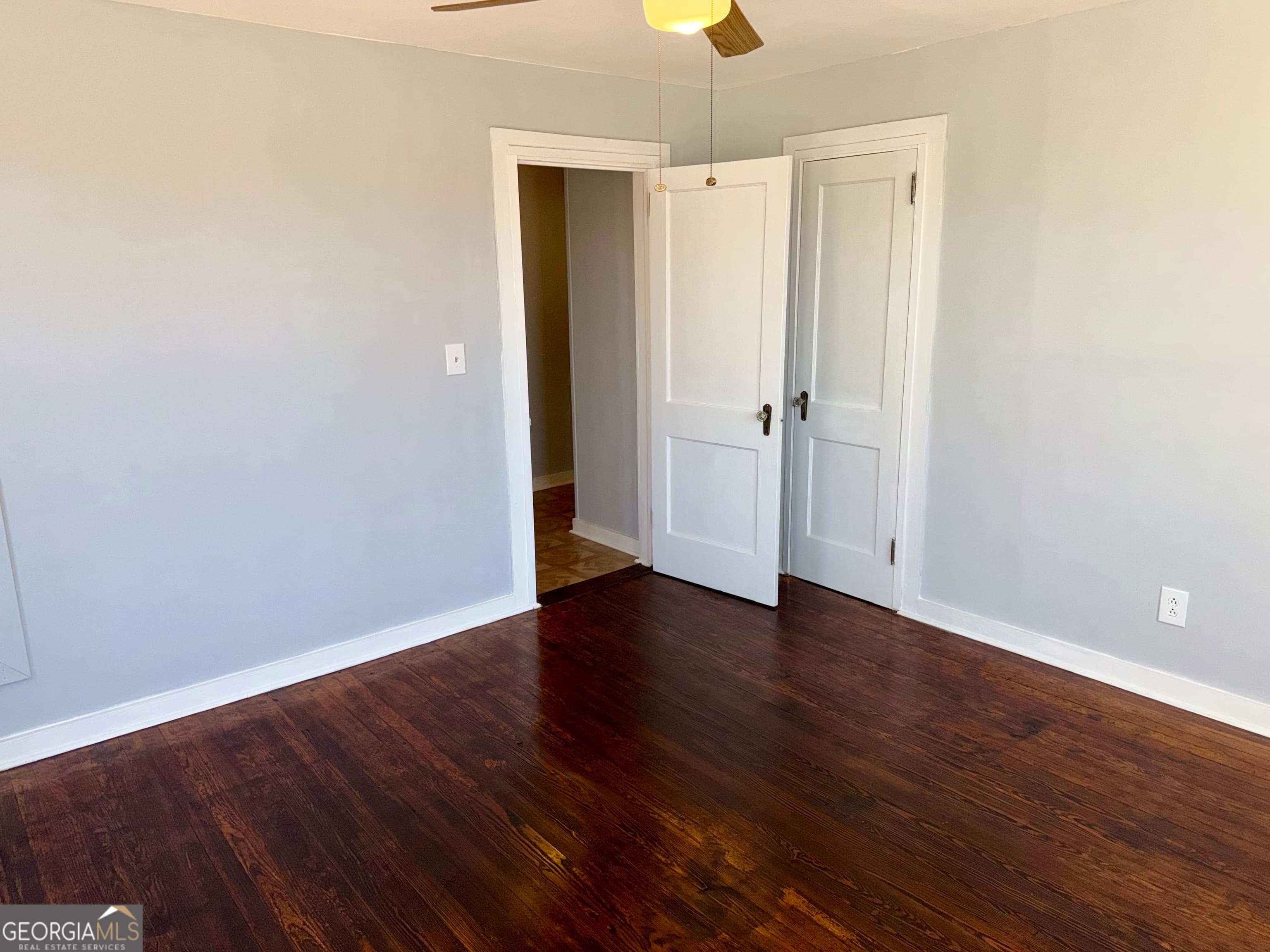 196 College Ave — photo 24