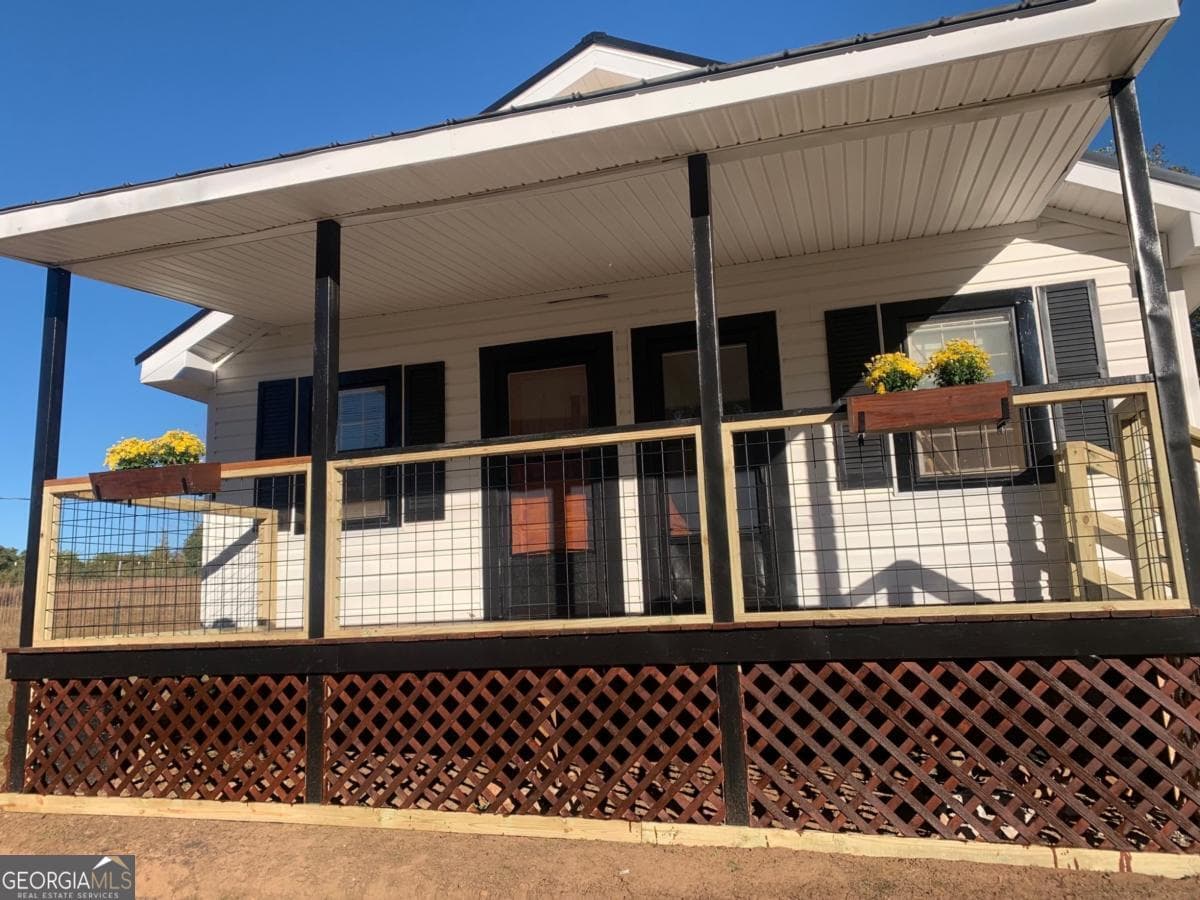 930 Cantrell Rd — photo 2