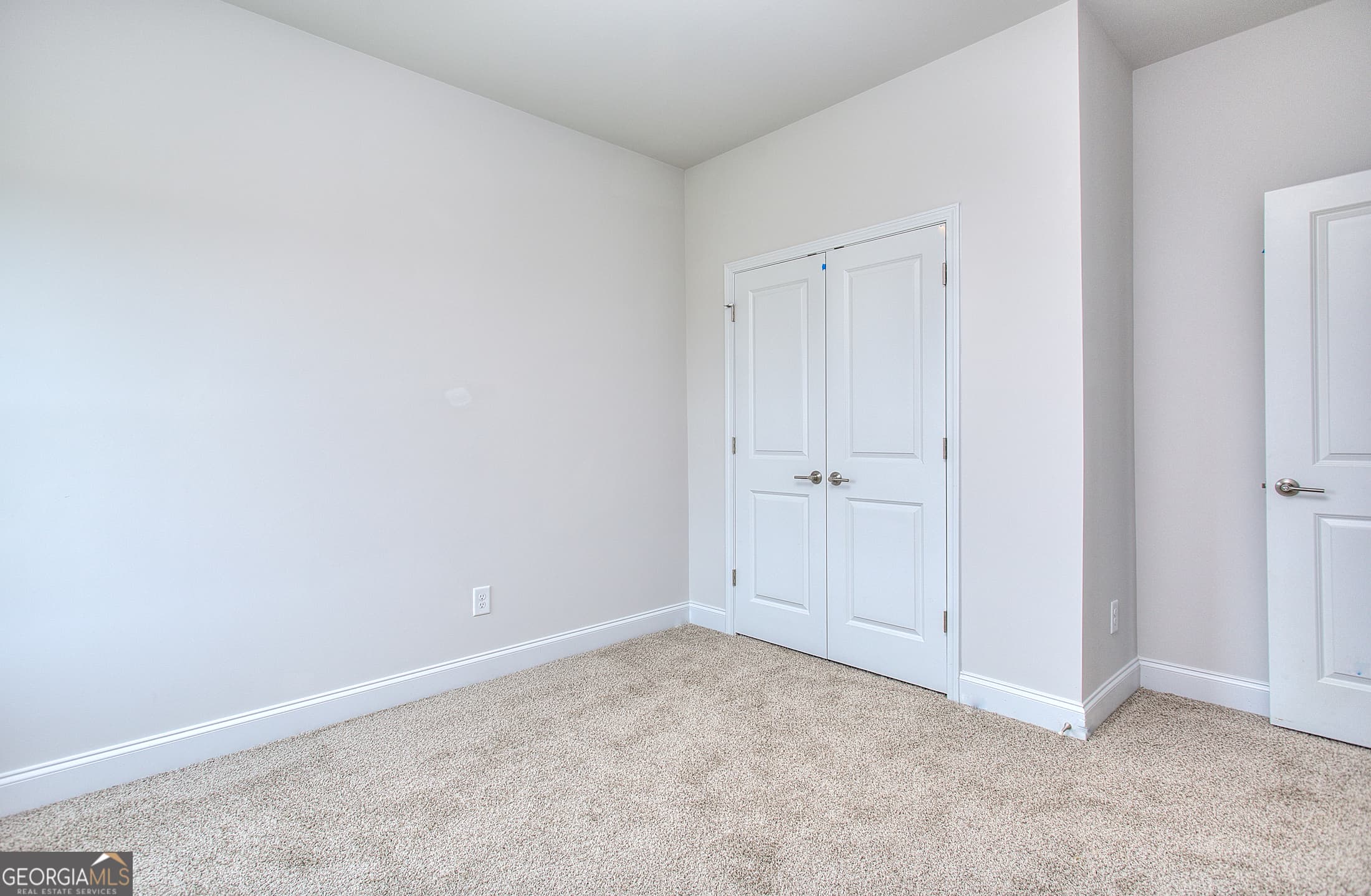 128 Classic Overlook — photo 2