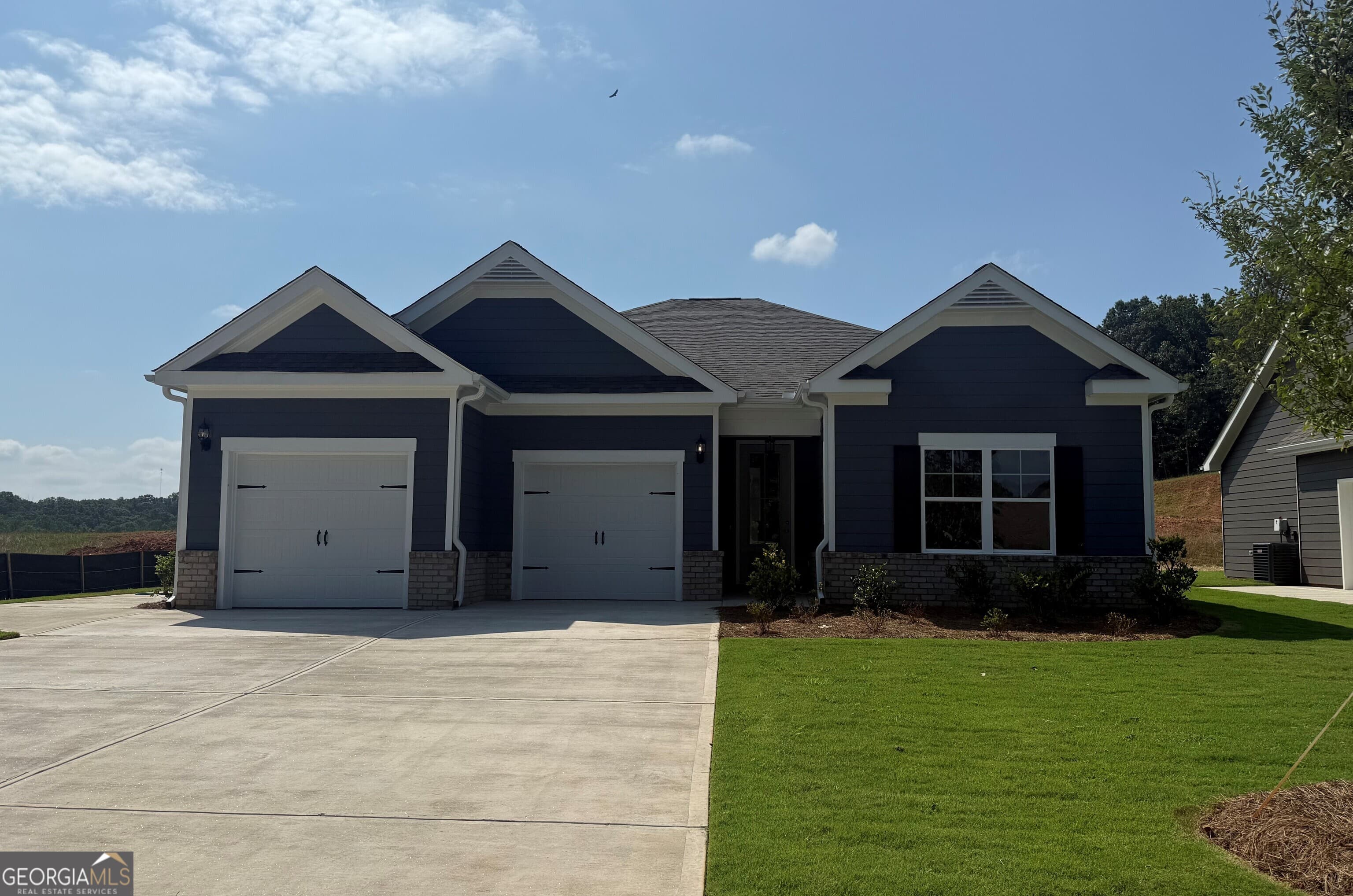 128 Classic Overlook — photo 1