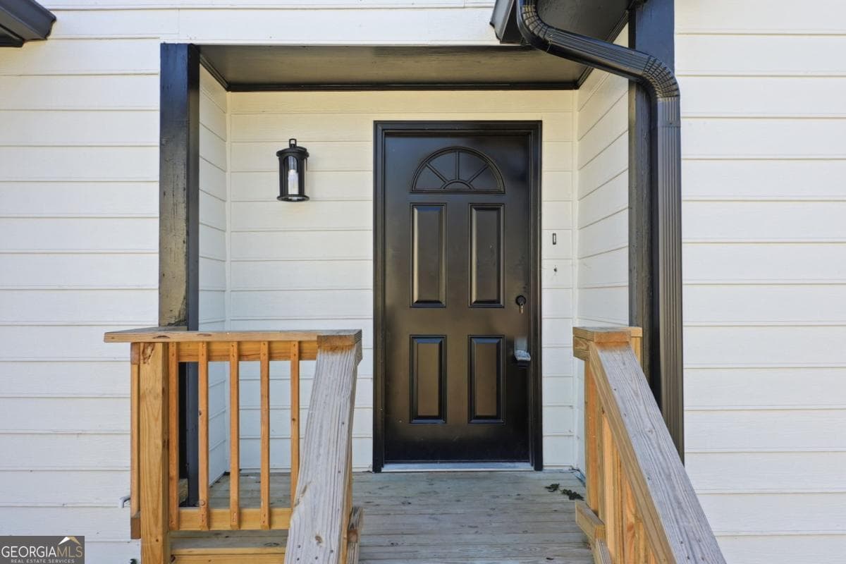 6381 Phillips Creek Dr — photo 2