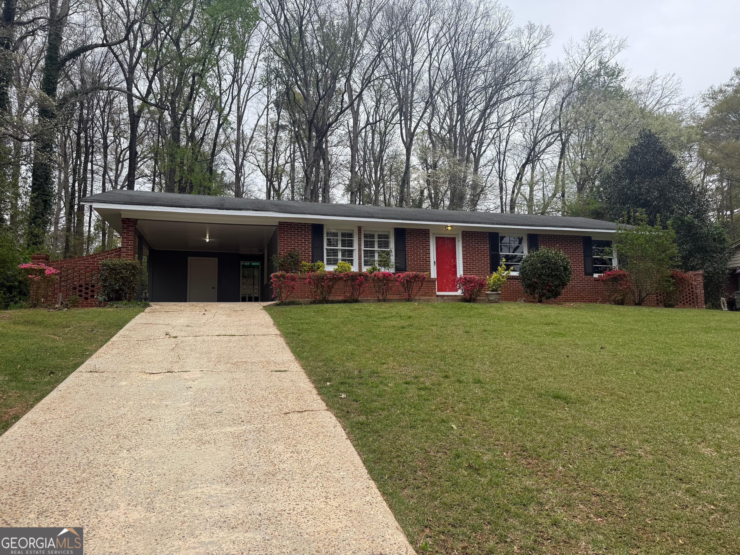 202 Park Hill Dr — photo 2