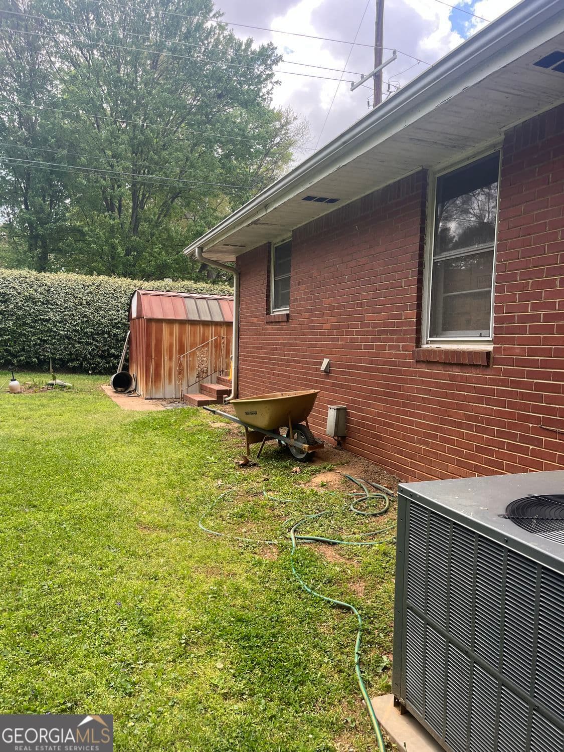 2555 Reed St — photo 2