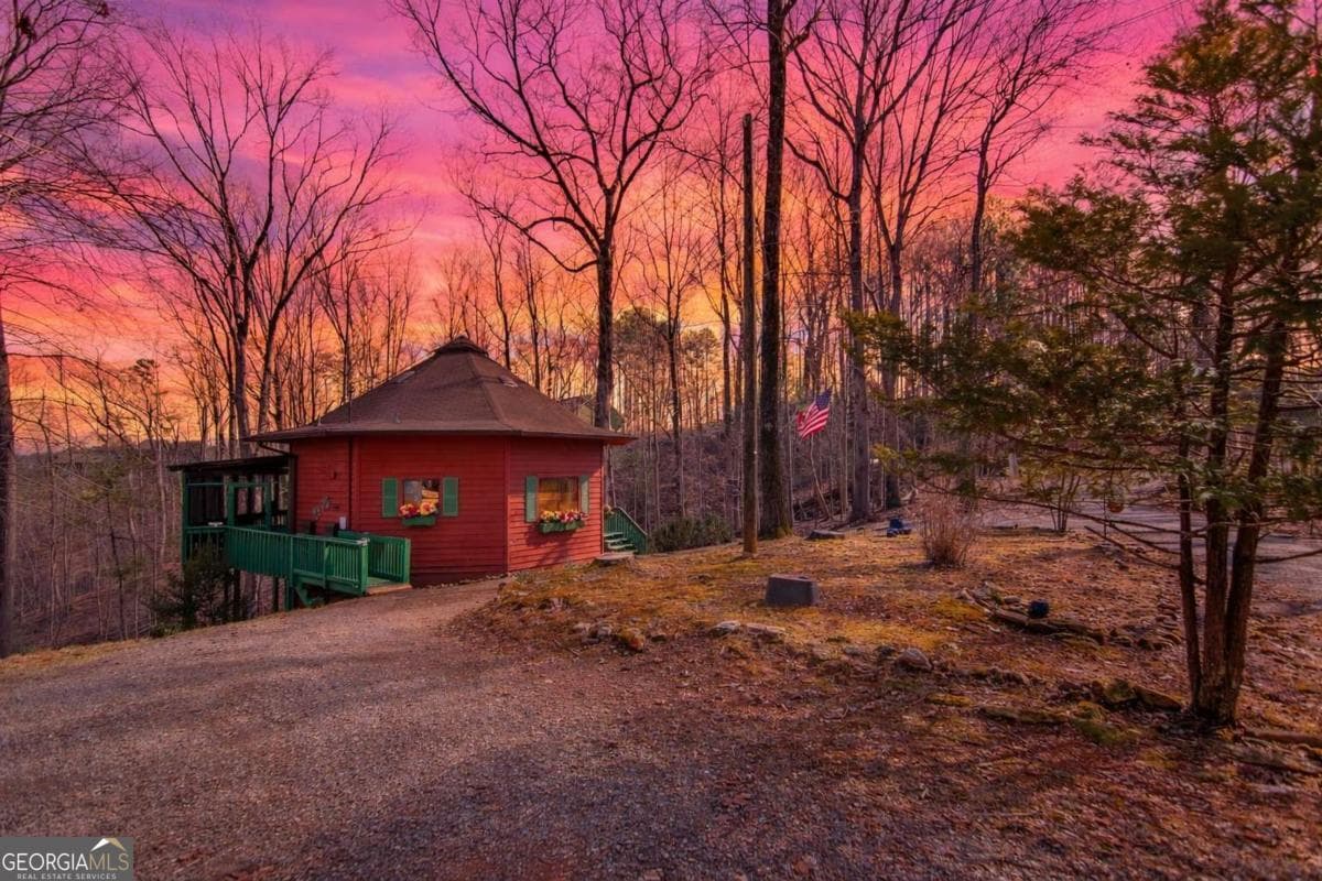 102 Mizzen Ct — photo 2