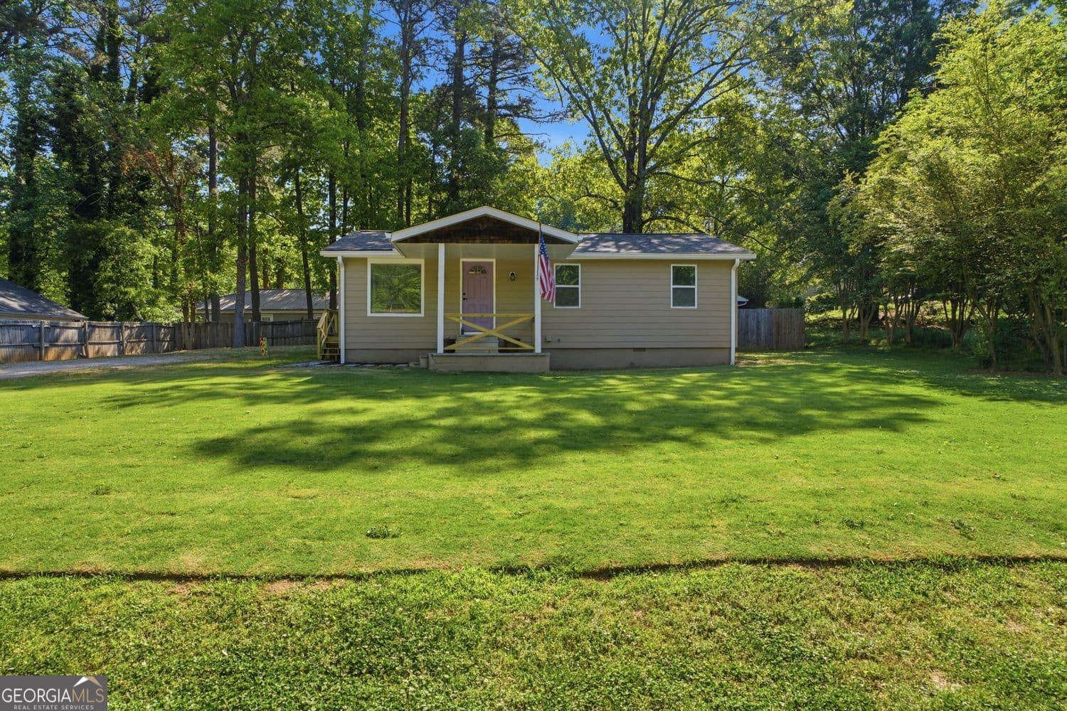 5140 Phoenix St — photo 2