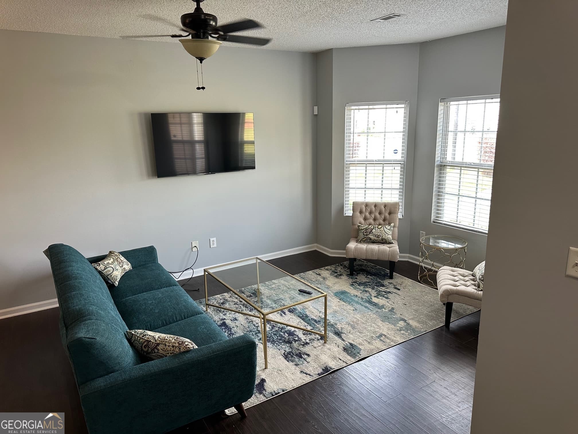 3150 Oakley Pl # 27 — photo 2