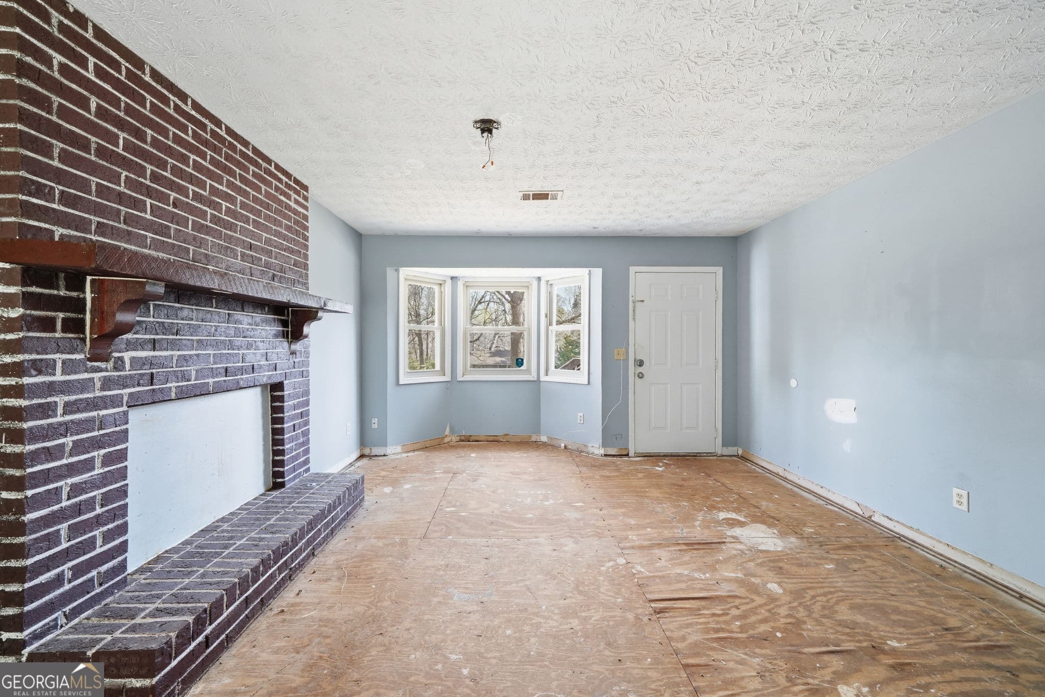 3399 Mansfield Ln — photo 2