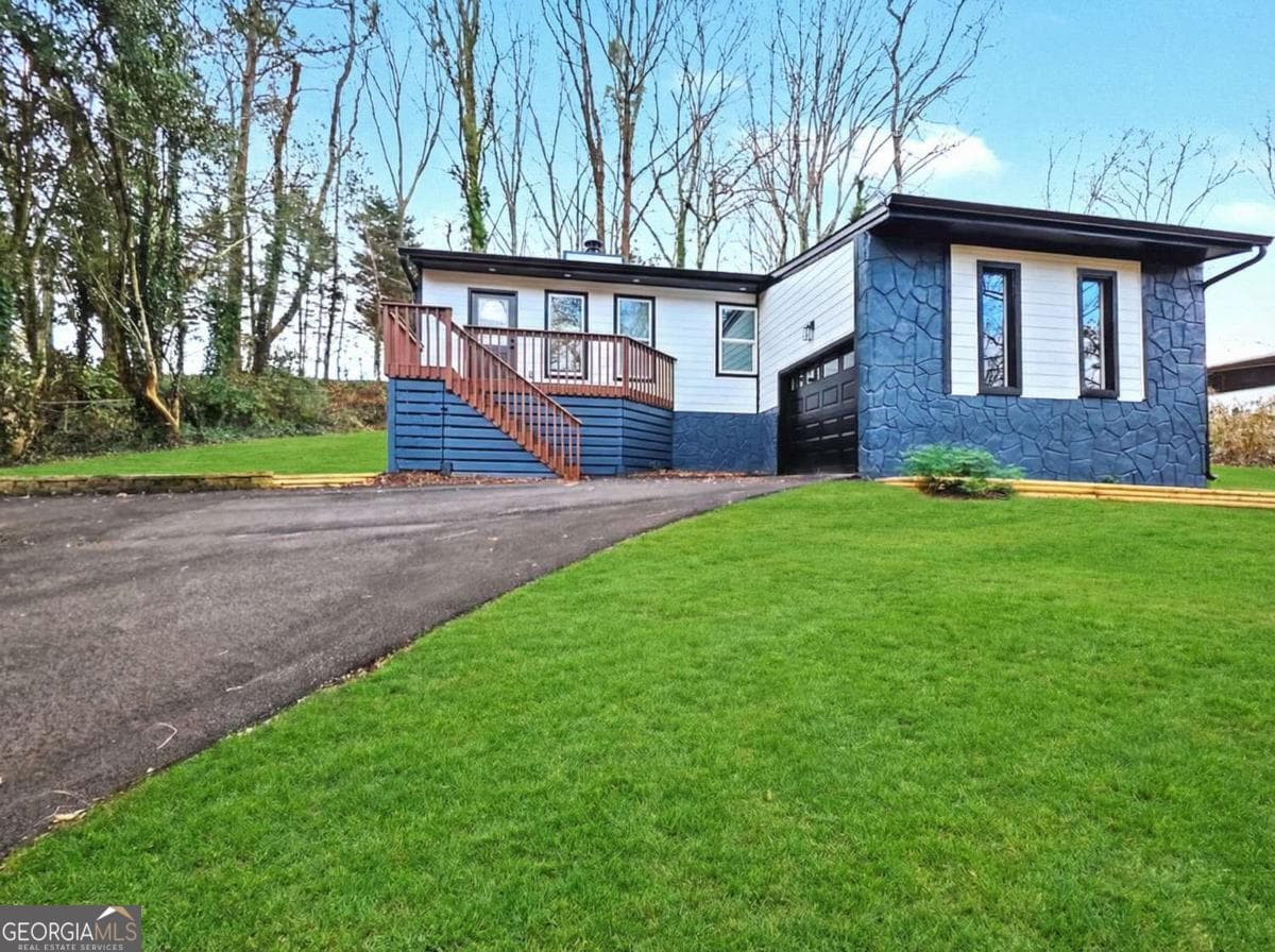 3557 Meadow Ln — photo 1