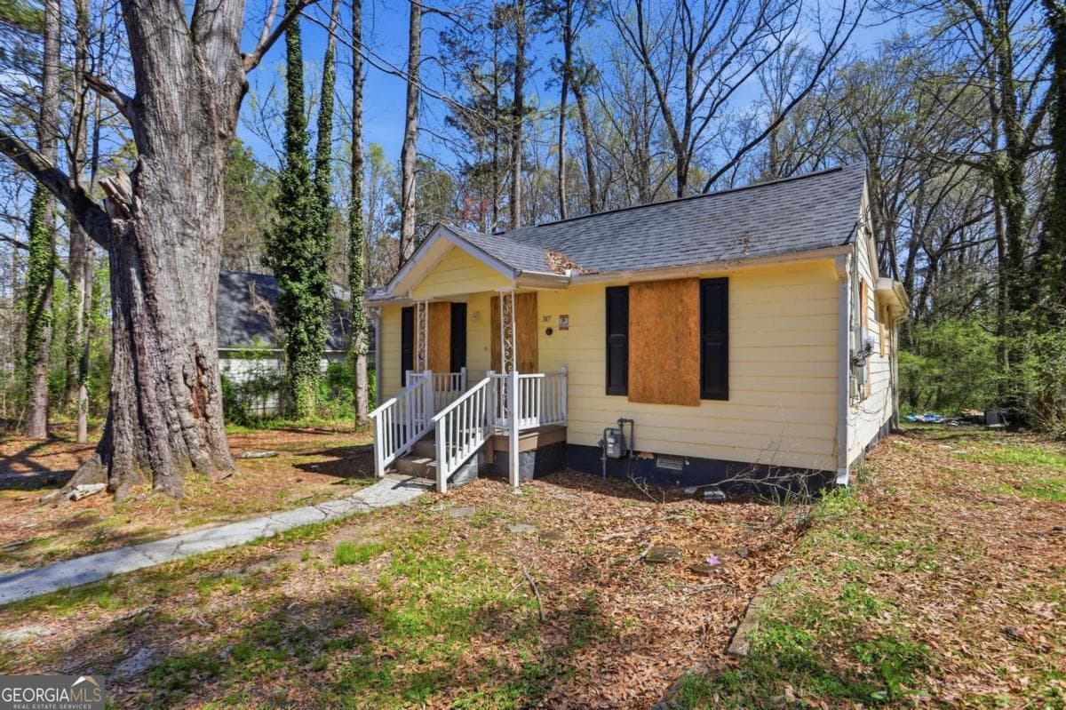 747 Gary Nw Rd — photo 2