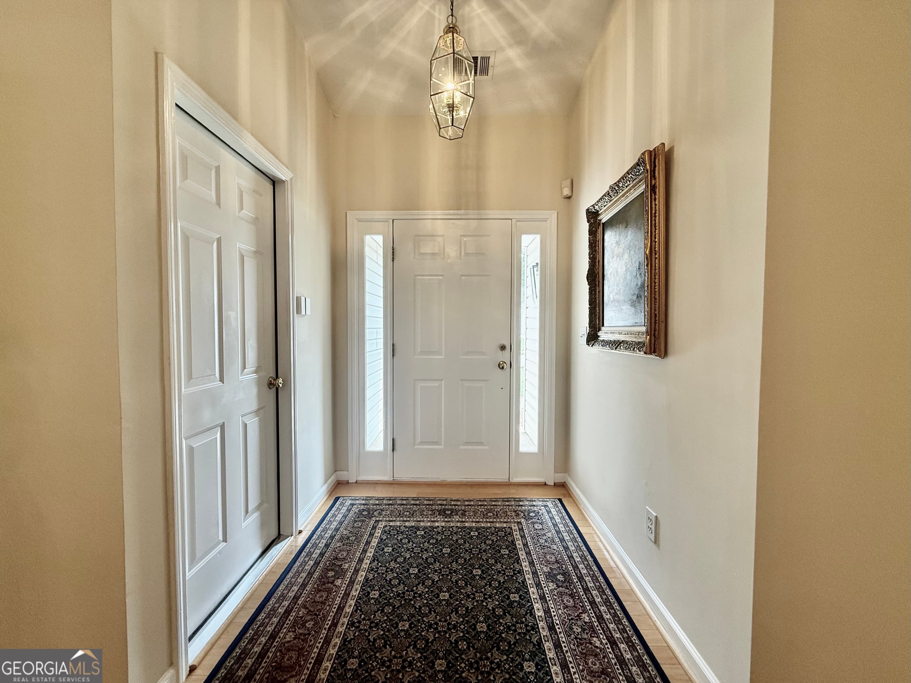 535 Suwanee East Dr — photo 2