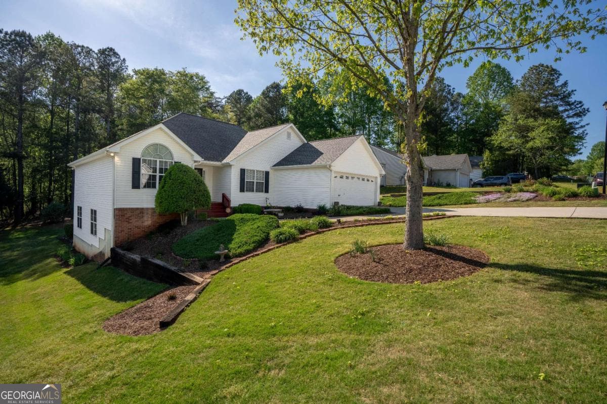 7272 Plum Creek Dr — photo 2