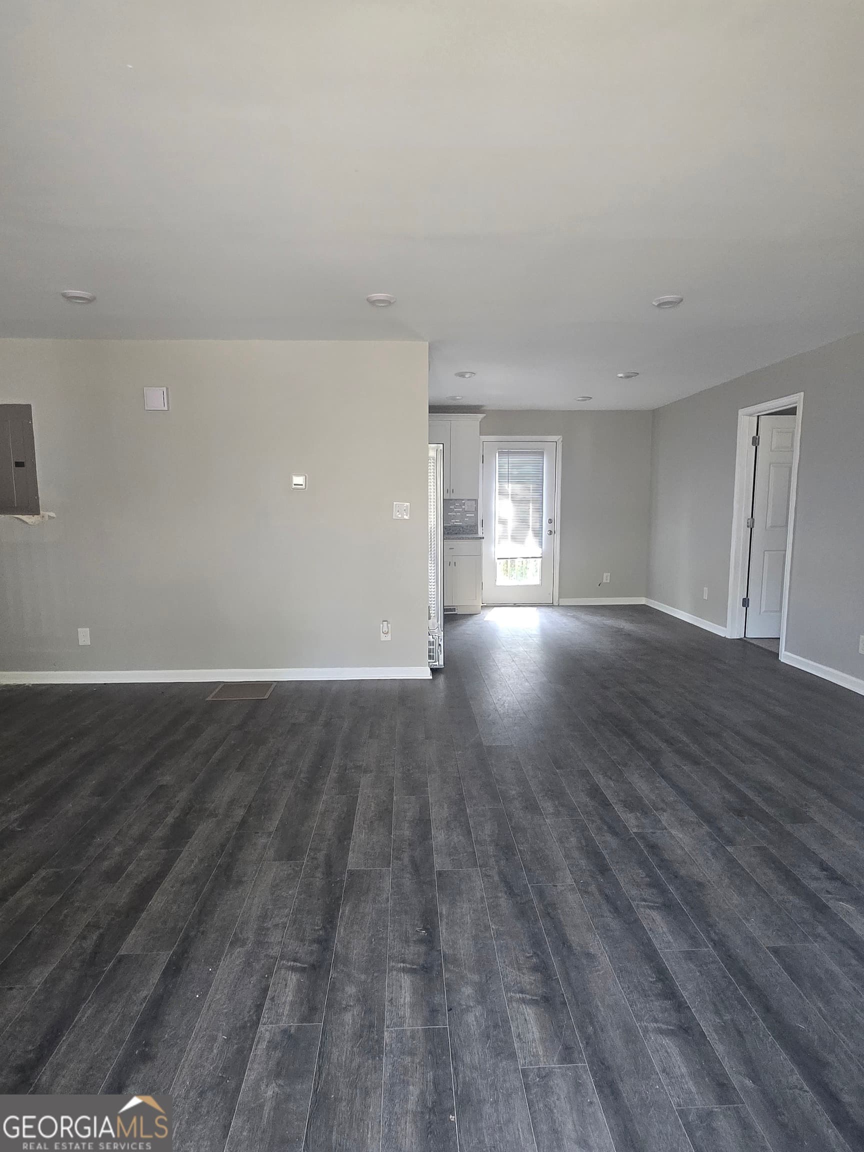 3548 Fairlane Nw Dr — photo 2