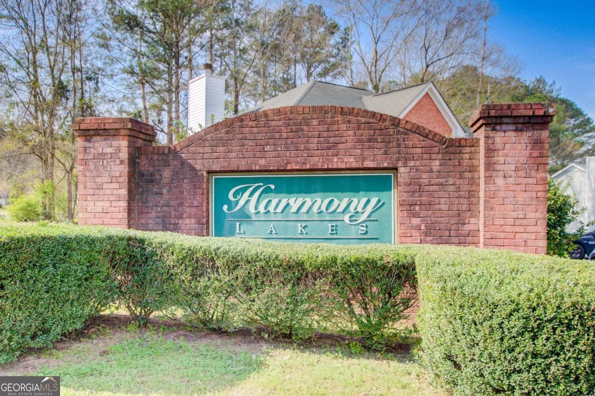 8075 Harmony Lakes Dr — photo 35