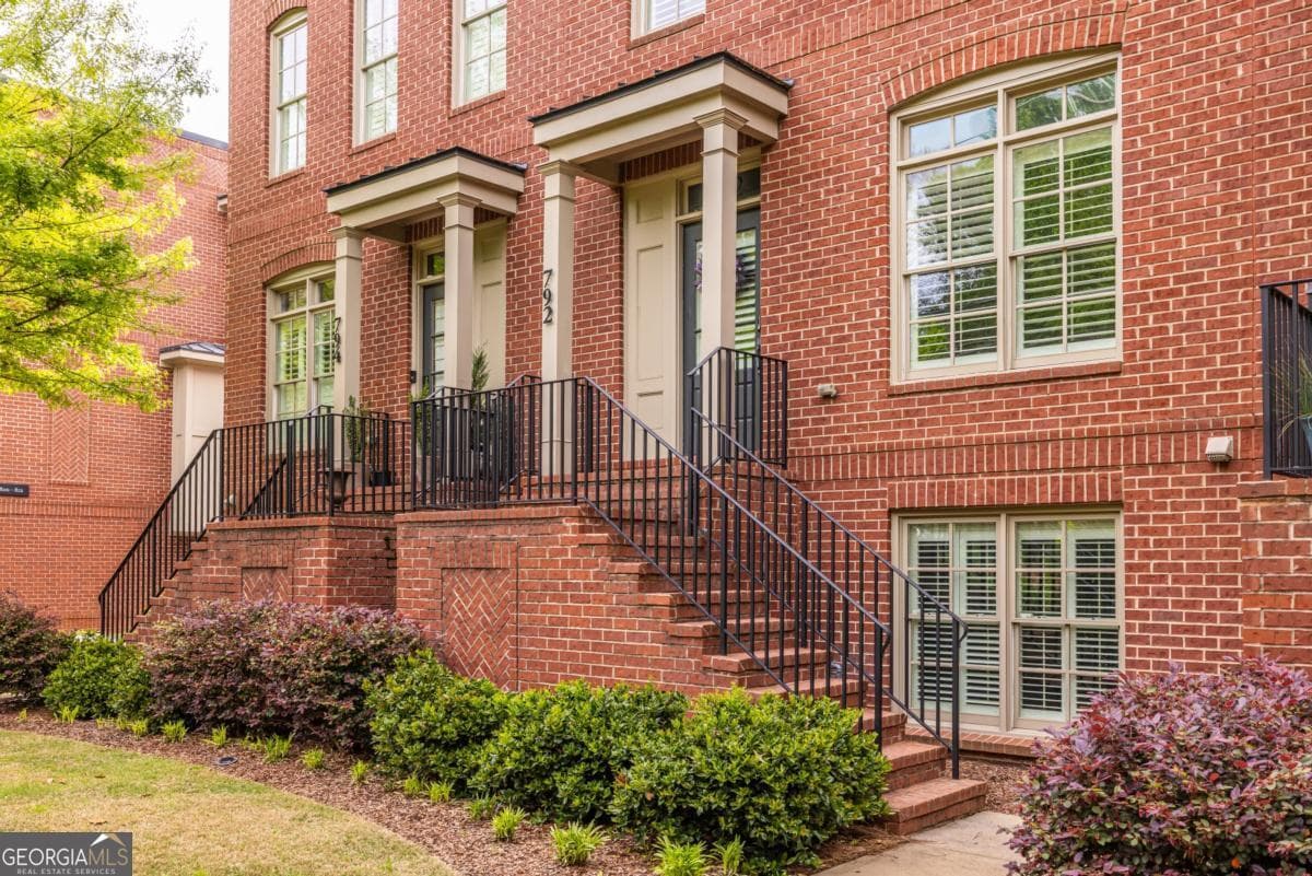 792 Virginia Park Circle — photo 2